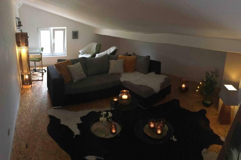 Cosy Appartement ,Dinant, Abbaye De Maredsous 昂内 外观 照片